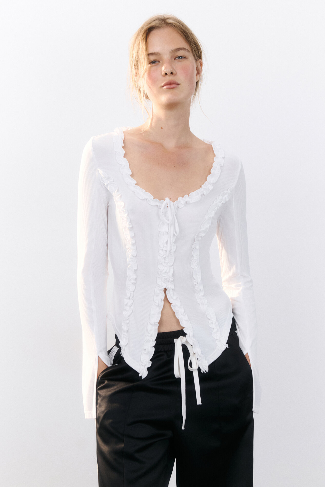 Джемпер Befree Young Casual