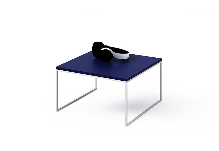 Столик журнальный Пит синего цвета производства компании Marka высота 31 см