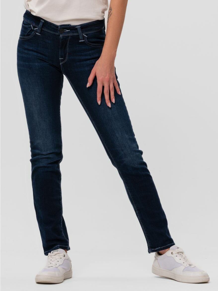 Джинсы Levi's Women 506 Straight Jeans, размер 25/30, синий