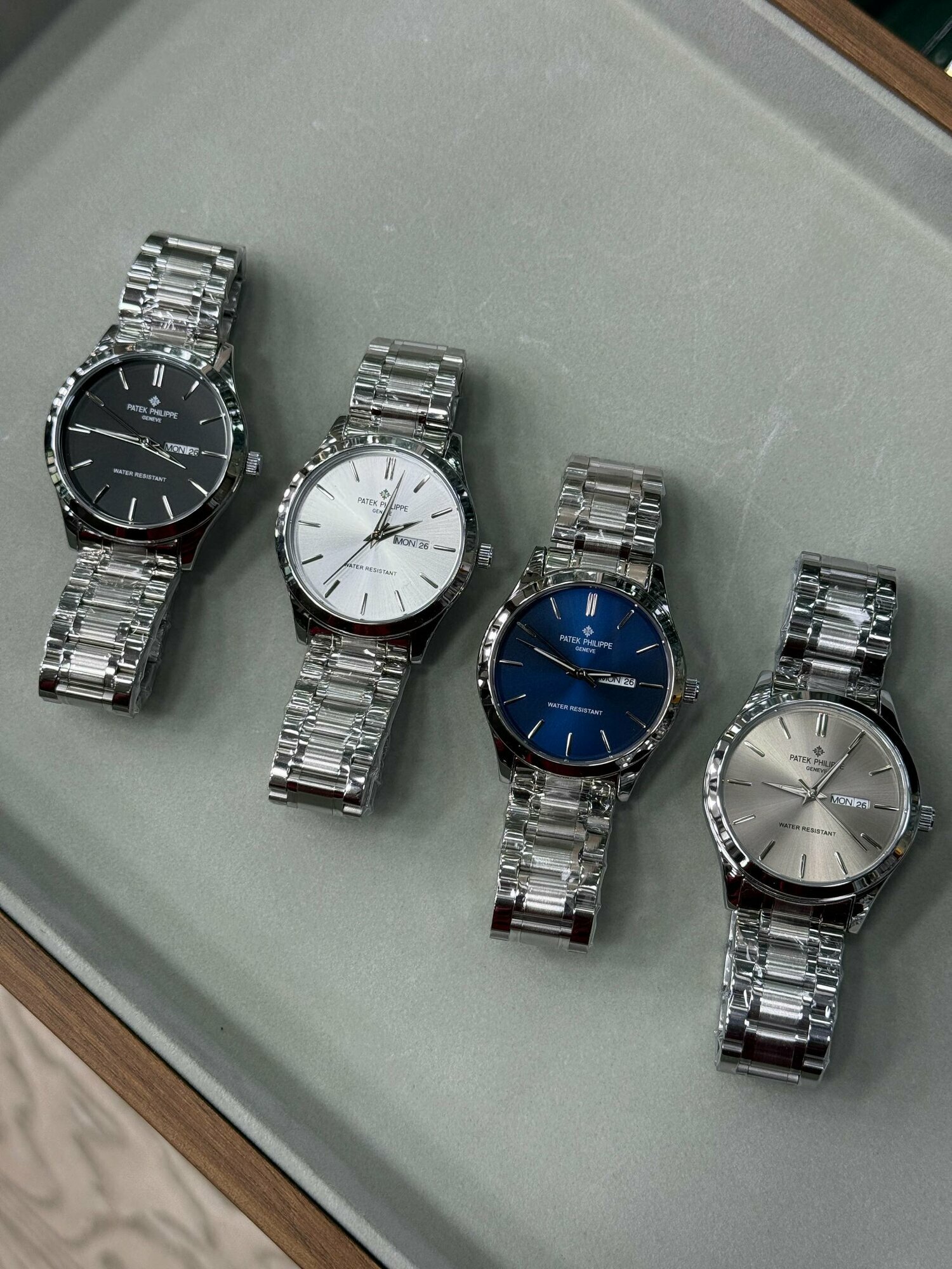 Наручные часы Patek Philippe Classic, зеленый — фото 1