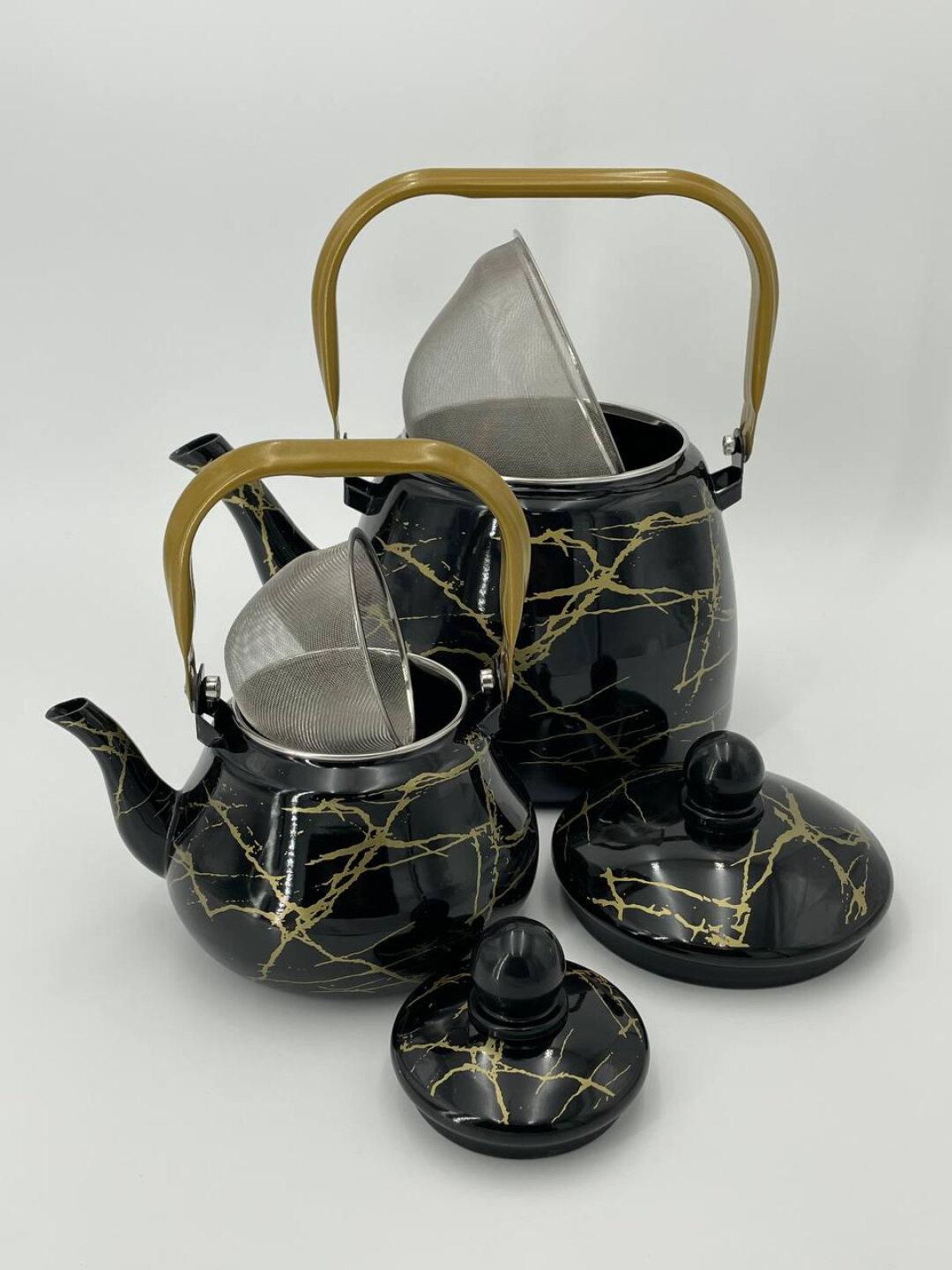 Набор эмалированных чайников, в подарочной упаковке, черного цвета — фото 1