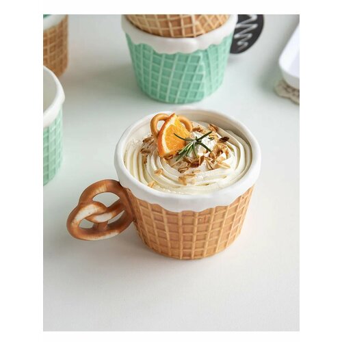 Кружка в форме печенья и вафель