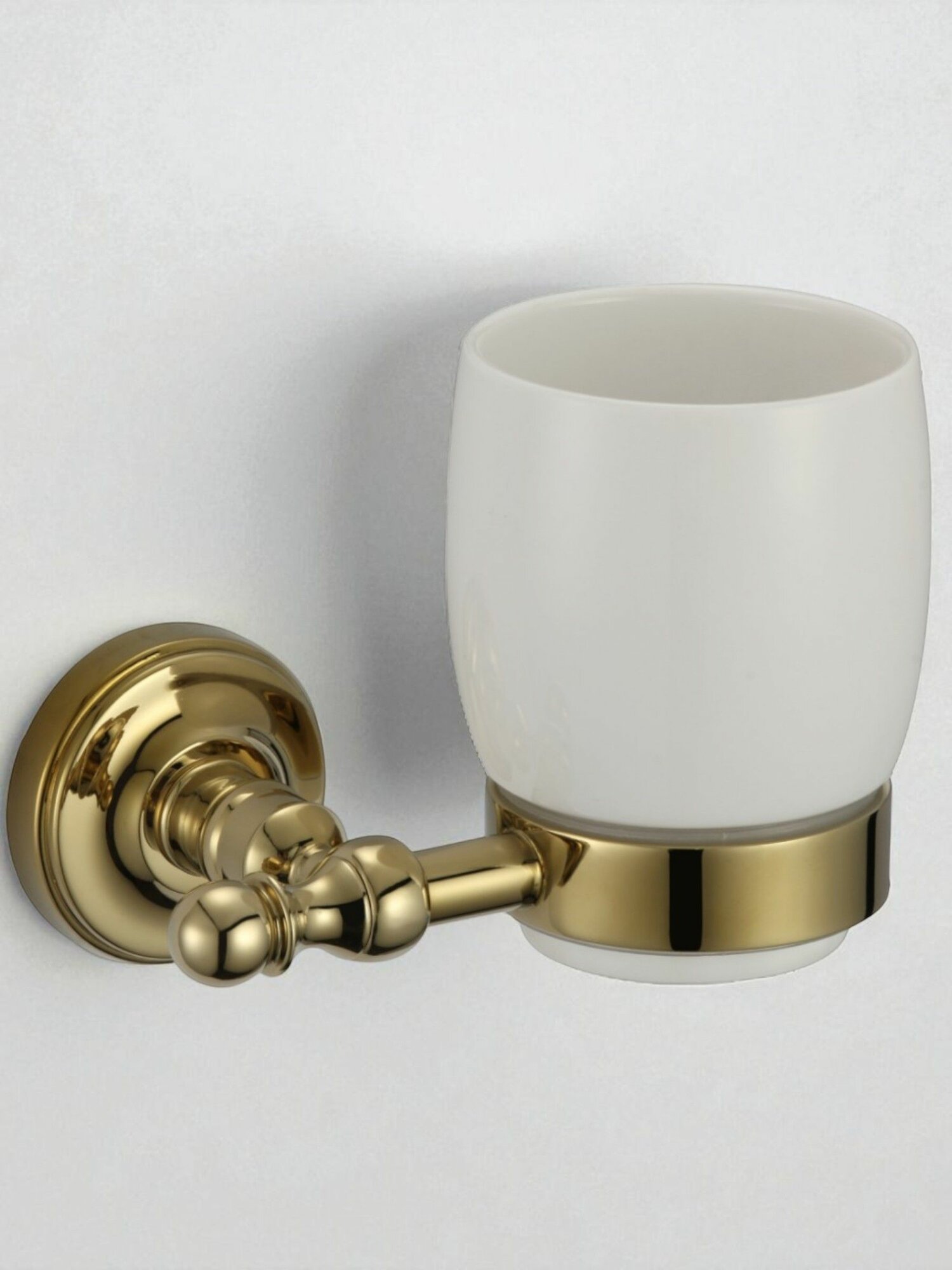 Стакан для зубных щеток GANZER GZ31060-E