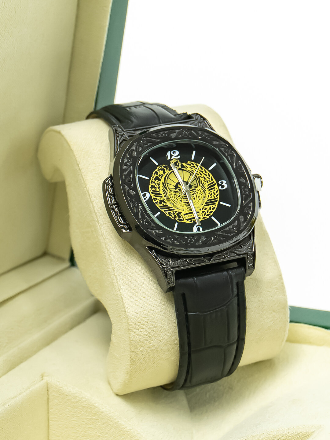 Наручные часы Classic, черный