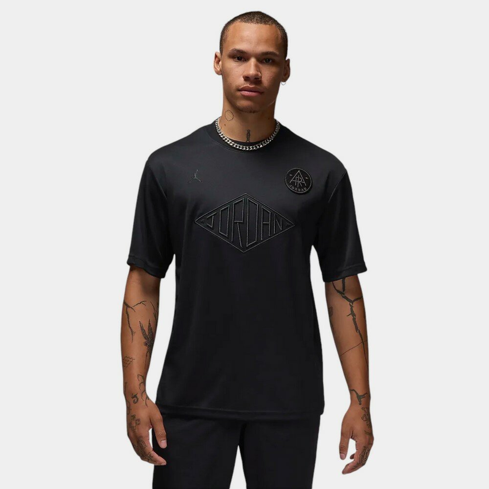 Футболка спортивная