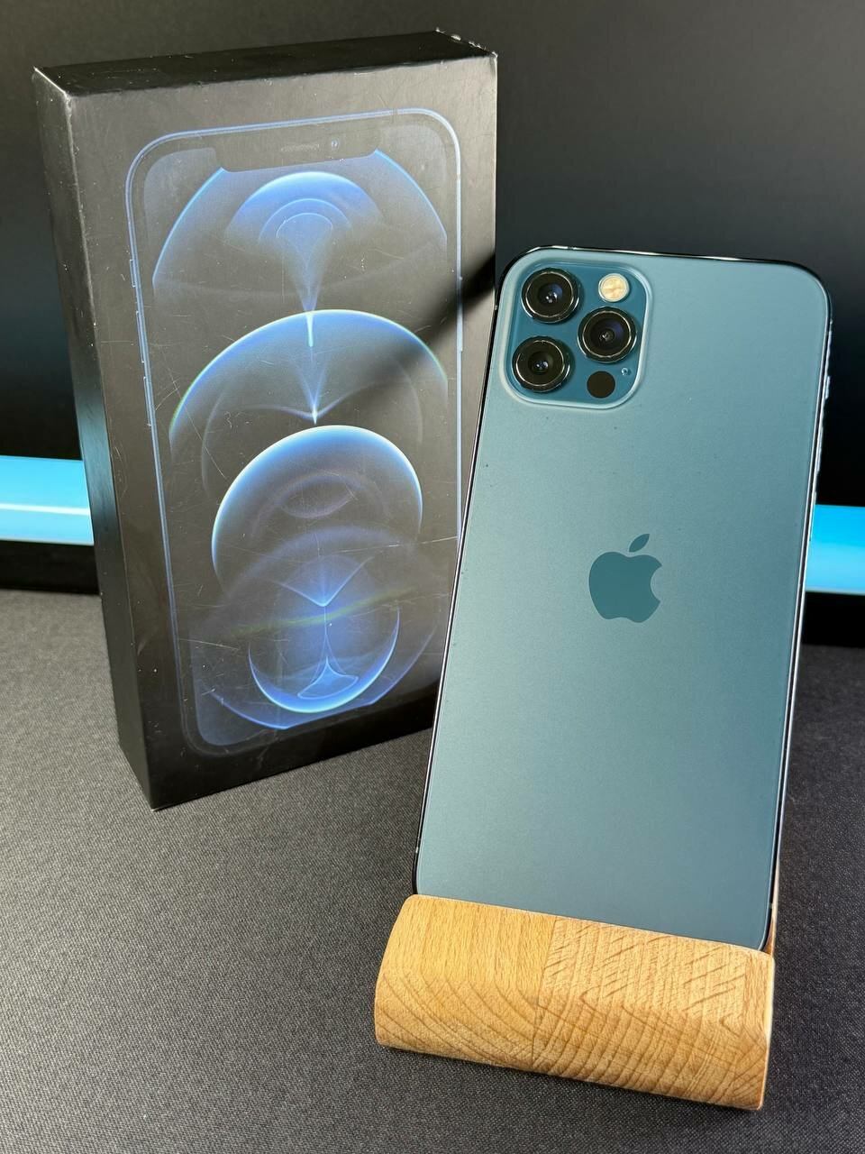 iPhone12 Pro［128G] iPhone 12 Pro Max, 128 ГБ, «тихоокеанский синий» - цена 99990