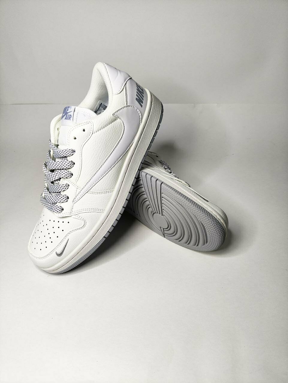 Кроссовки NIKE nike travis scott, размер 40 EU, white — фото 1