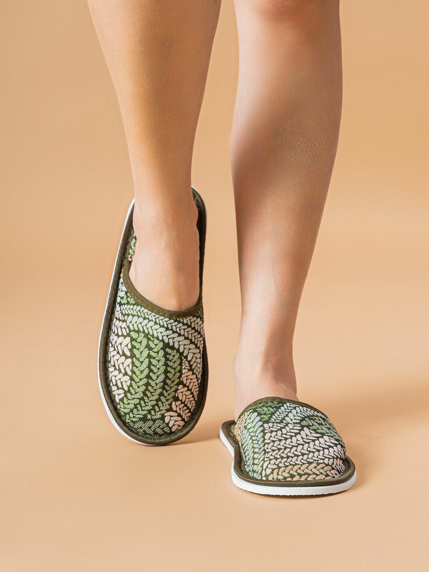 Тапочки ivshoes, размер 40-41, бежевый, зеленый, хаки