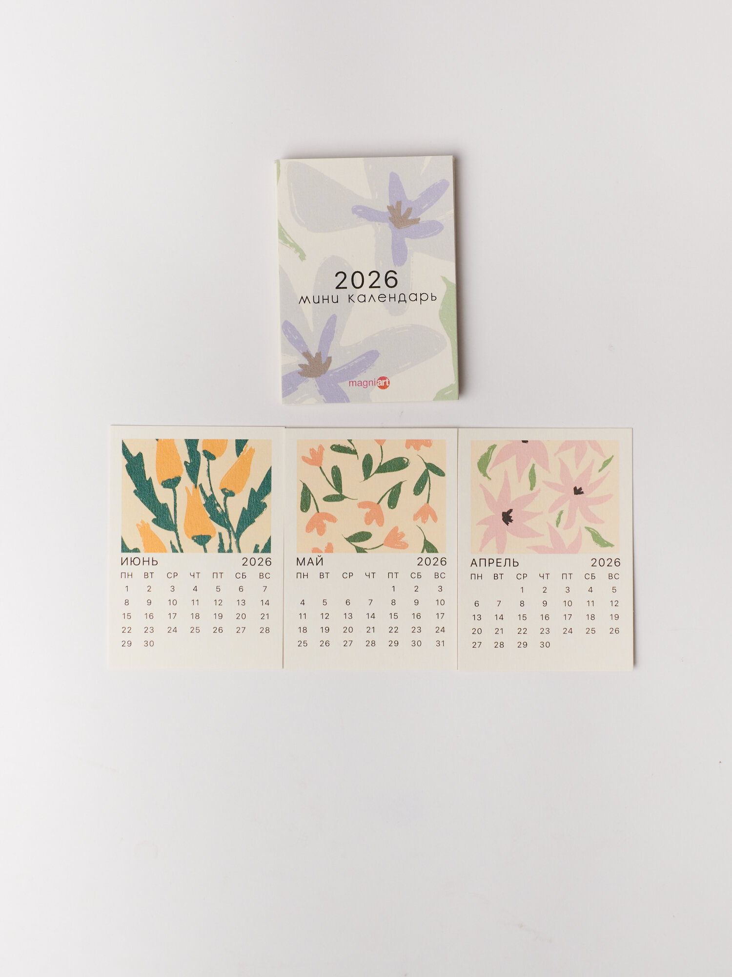 Карманный мини календарь "Мини цветы" на 2026 год. Дизайнерский картон. Magniart — фото 1