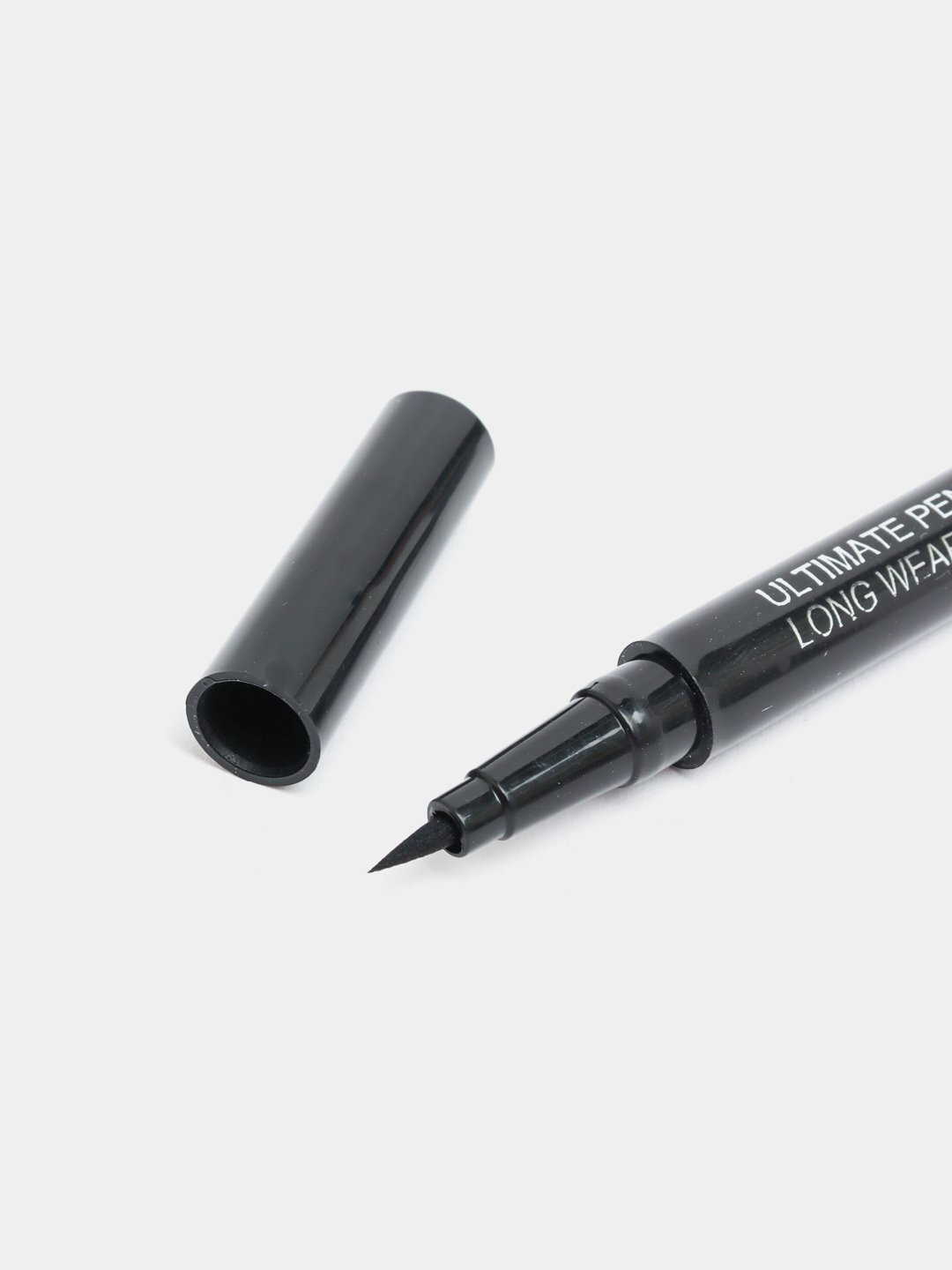 Подводка для глаз KIKO Milano Winged Eyelin Водостойкая подводка-фломастер для глаз KIKO Milano, стойкость 24 часа — фото 1