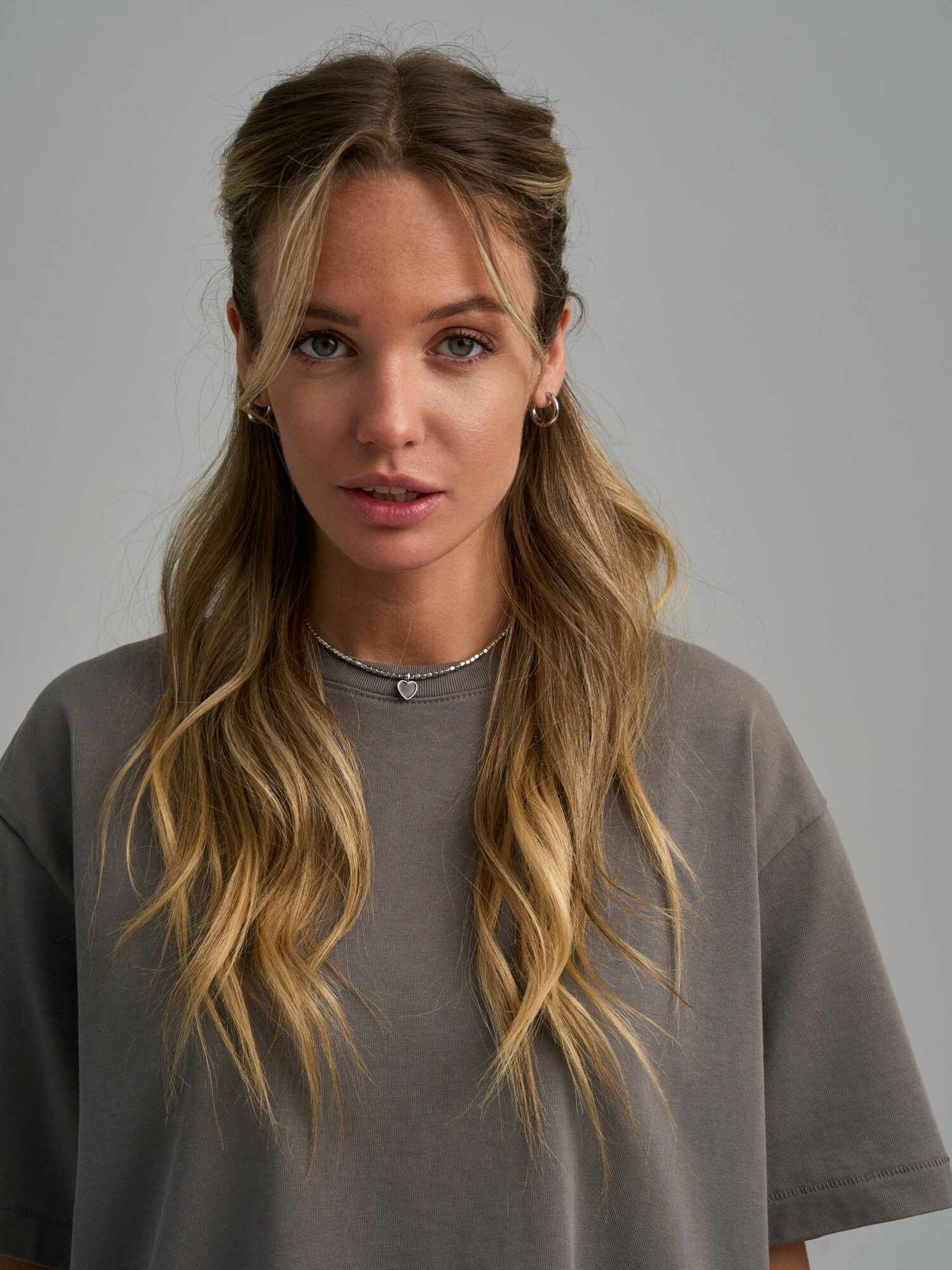 Чокер, эмаль, длина 40 см, серебристый/черный — фото 1