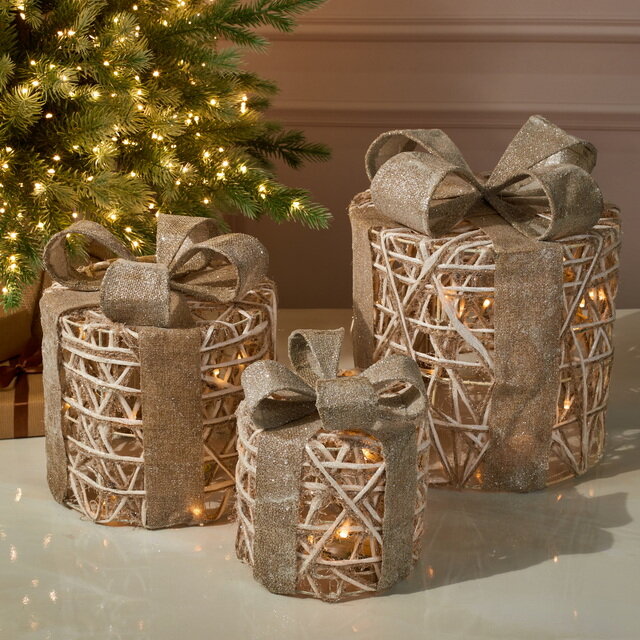 Светящиеся подарки Grigio Presento 17-30 см 3 шт 45 теплых белых LED ламп на батарейках таймер IP20 Koopman AMZ112120