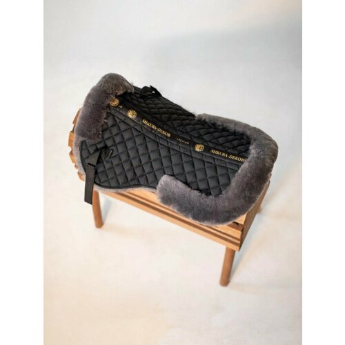 Меховушка под седло Shkura-Dekor графит (премиум), размер L (62 см)