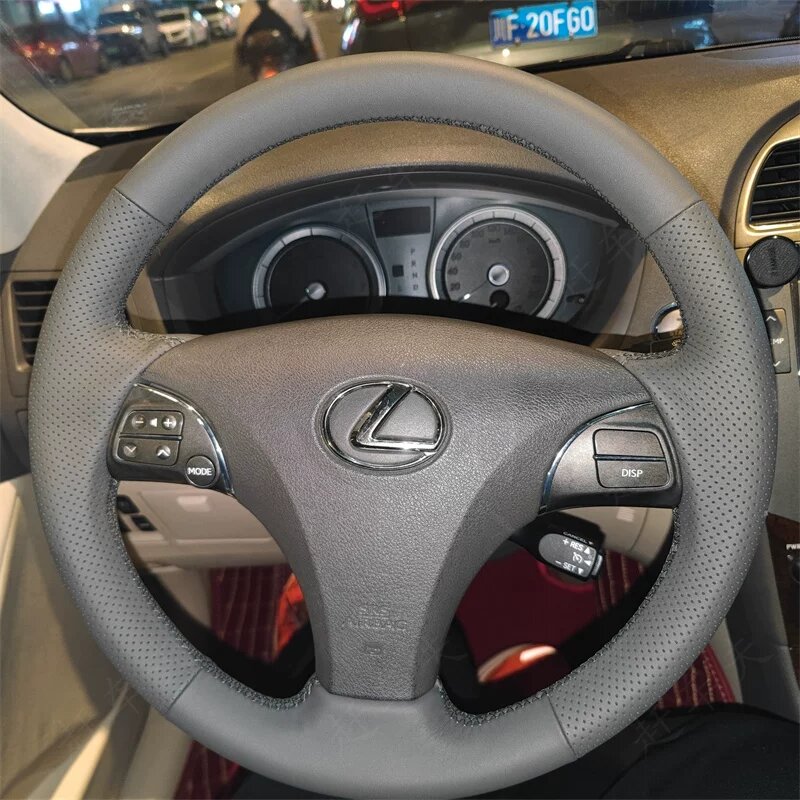 Lexus NX (Import) 2015-2020 Model Polnyy pokrytiye rulya iz sveyda s seryy perforatsiyey na storonakh i seryy shivoy