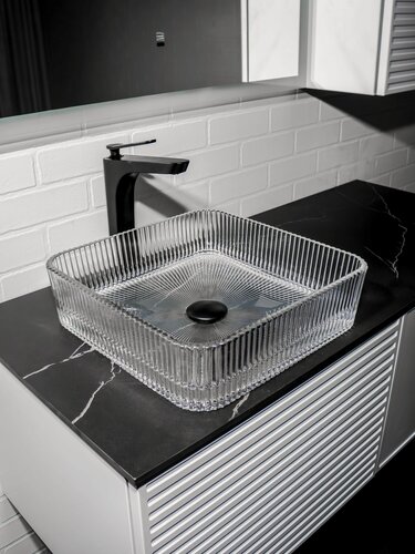 Изображение товара Накладная рифленая стеклянная раковина 40 см для ванной Comforty CF22402 на столешницу, прозрачная