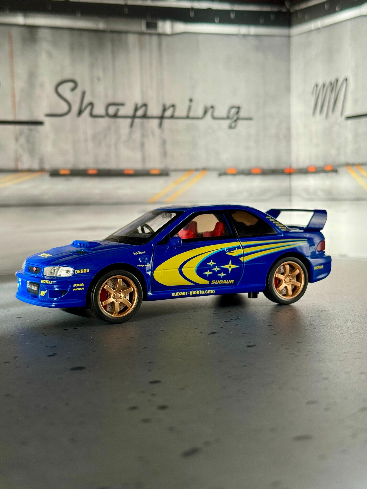 Металлическая модель Subaru Impreza WRX STI с световым и звуковым сопровождением. Масштаб 1:32