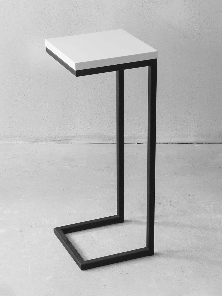 Столик прикроватный Loftovik  Фулл Симпл   МДФ  черный металл  ножки  полка