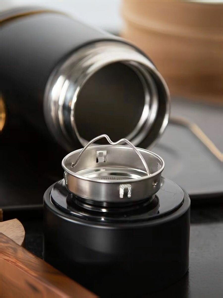 Термос с датчиком температуры 0,5 л с ситечком — фото 1