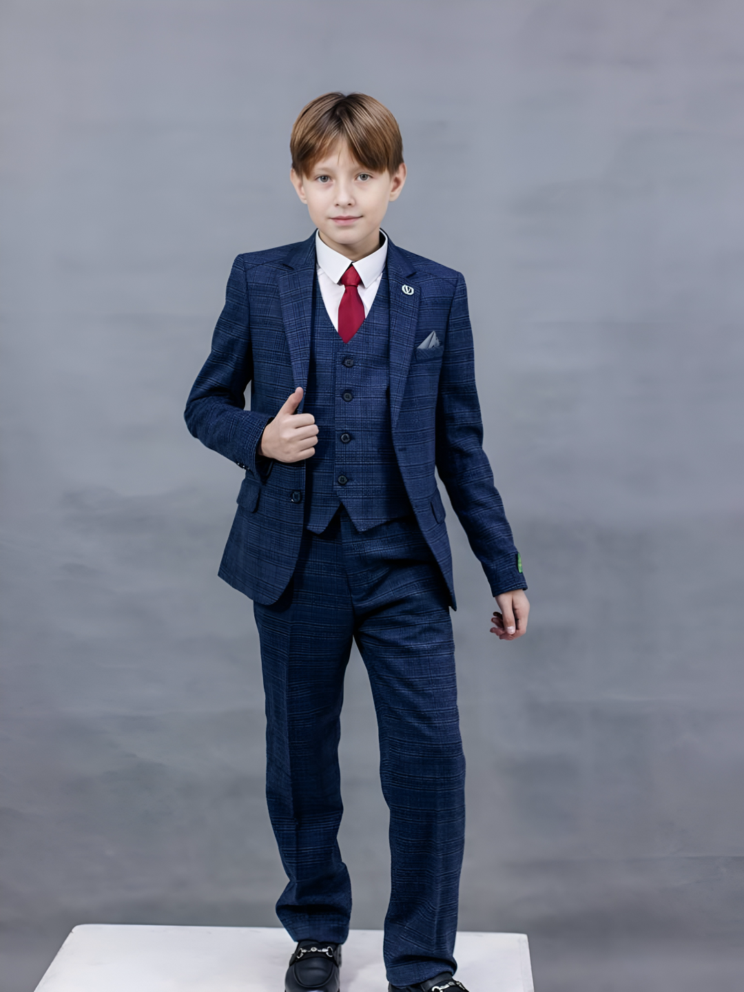 Зимние темно-синие брюки-жилет в костюм классическом стиле для детей 3 класса — фото 1