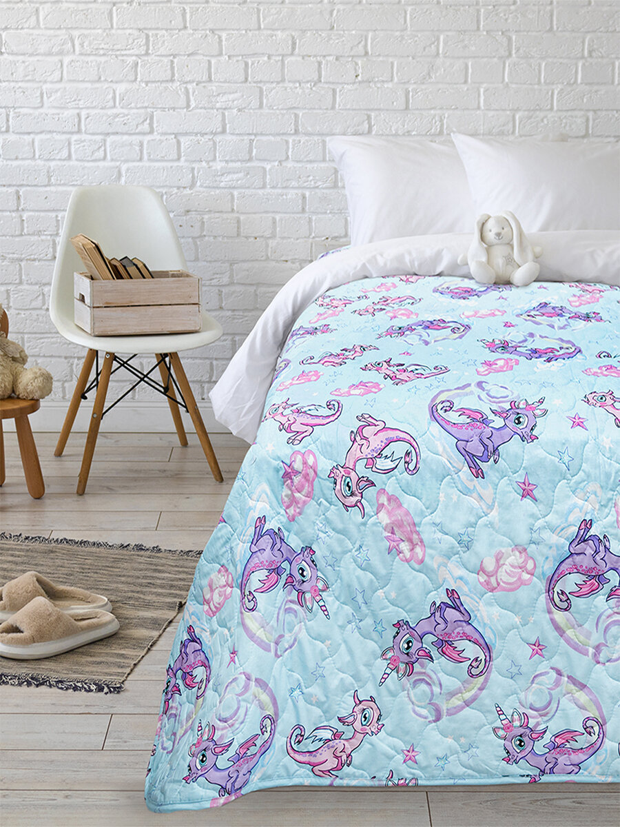 Покрывало BRAVO KIDS DREAMS стеганное хлопок 160 200 Драконы единороги  для детей   1 5 спальное   подарок