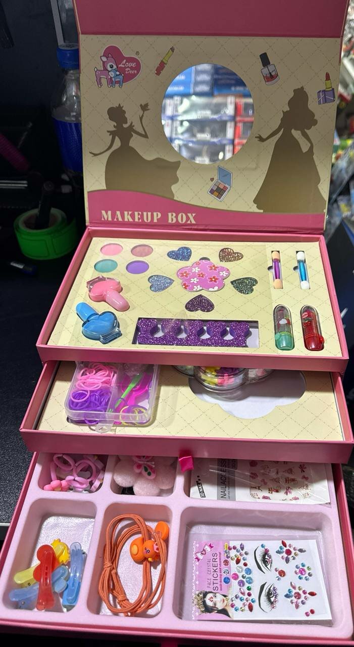 Набор для творчества "DIY Beads Makeup Box for Girls", для девочек, от KidzMartpk — фото 1