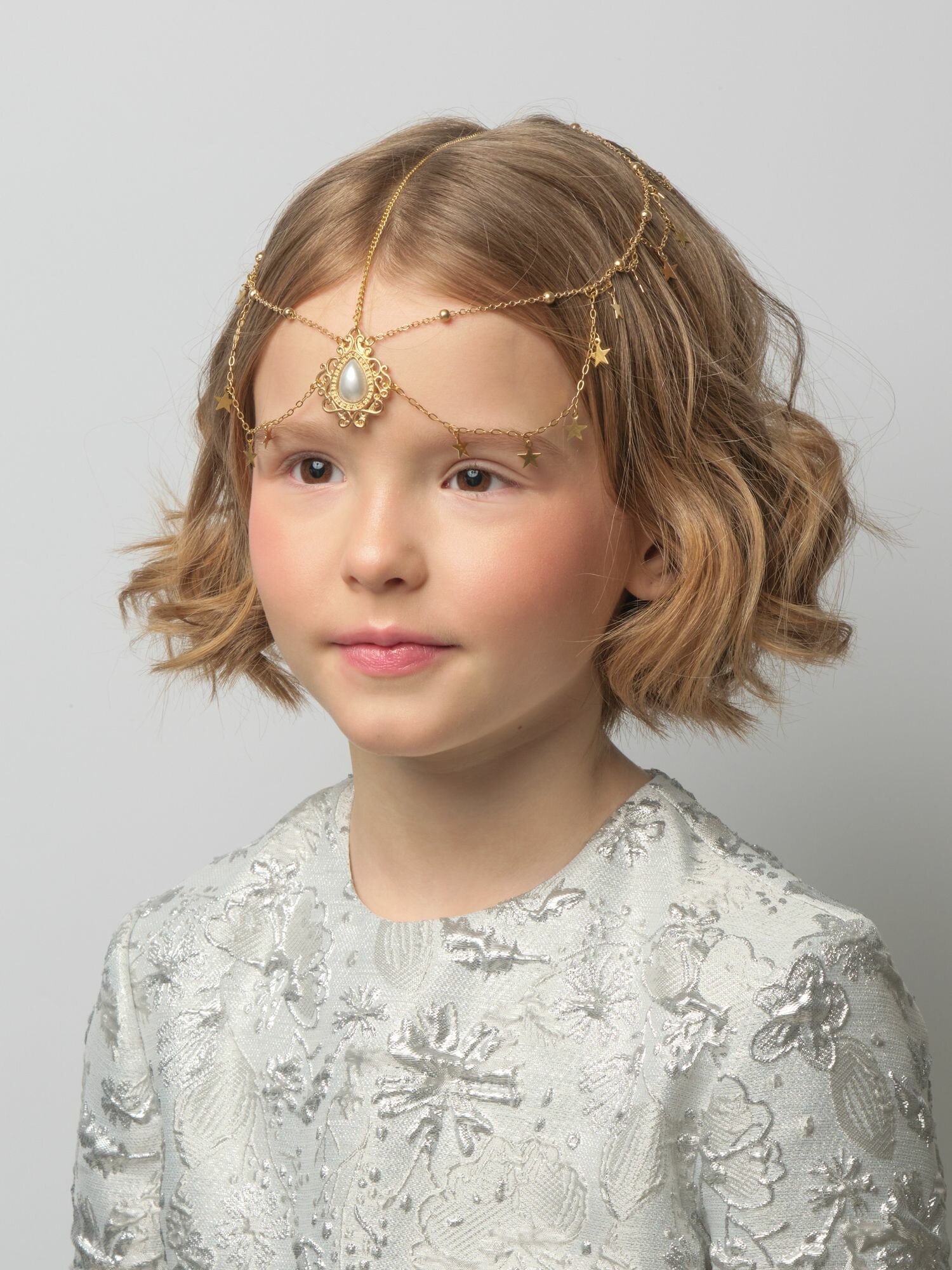 Фероньерка Андерсен Три орешка для Золушки — фото 1