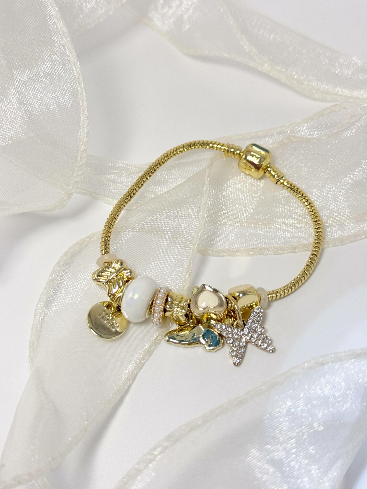 Браслет-бэнгл, фианит, 1 шт., размер 19 см, размер L, диаметр 19 см, белая — фото 1