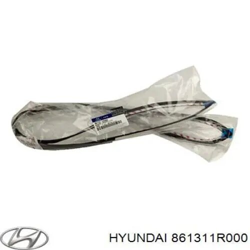 HYUNDAI SOLARIS,2012-/верхний молд СТ ветр, шт