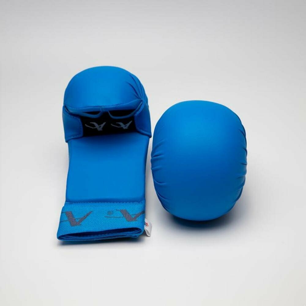 Перчатки для каратэ Arawaza, WKF, синий/красный