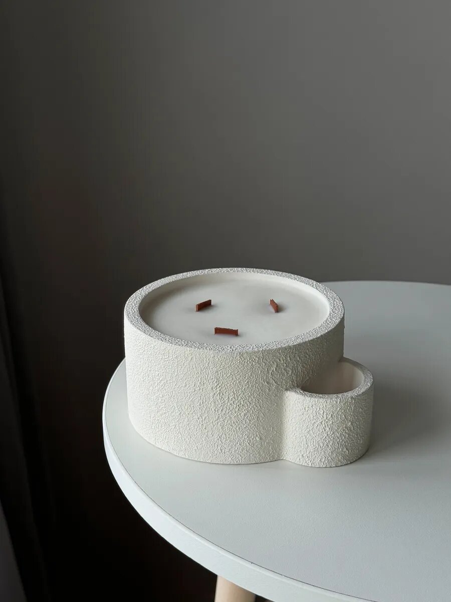 Свеча ароматическая в гипсе, с деревянным фитилем, кокосовый воск, Grats: R BAG — фото 1