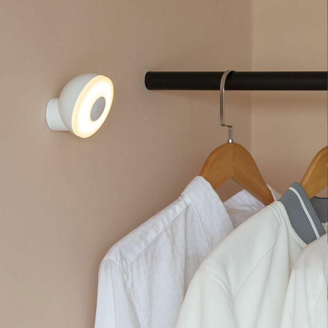 Картинки Xiaomi Умный ночник с датчиком движения Mijia Motion-Activated Night Light 2 (MJYDO2YL).
