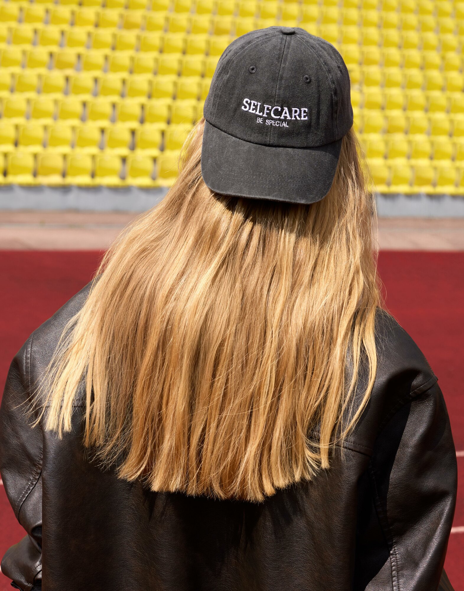 Бейсболка Gloria Jeans для женщин