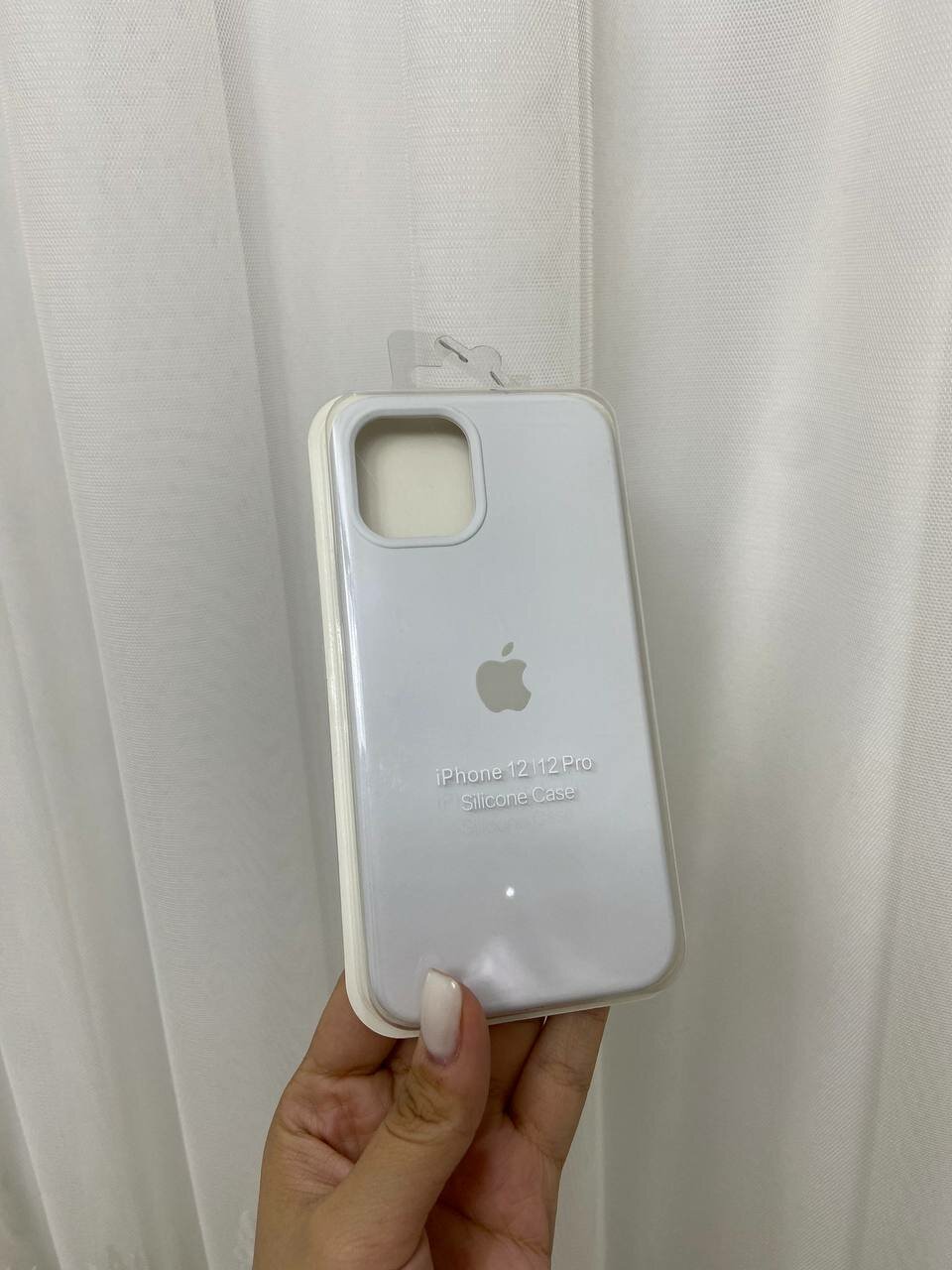 Чехол "белый", для iPhone 12/12 Pro, силиконовый, ударопрочный, soft touch
