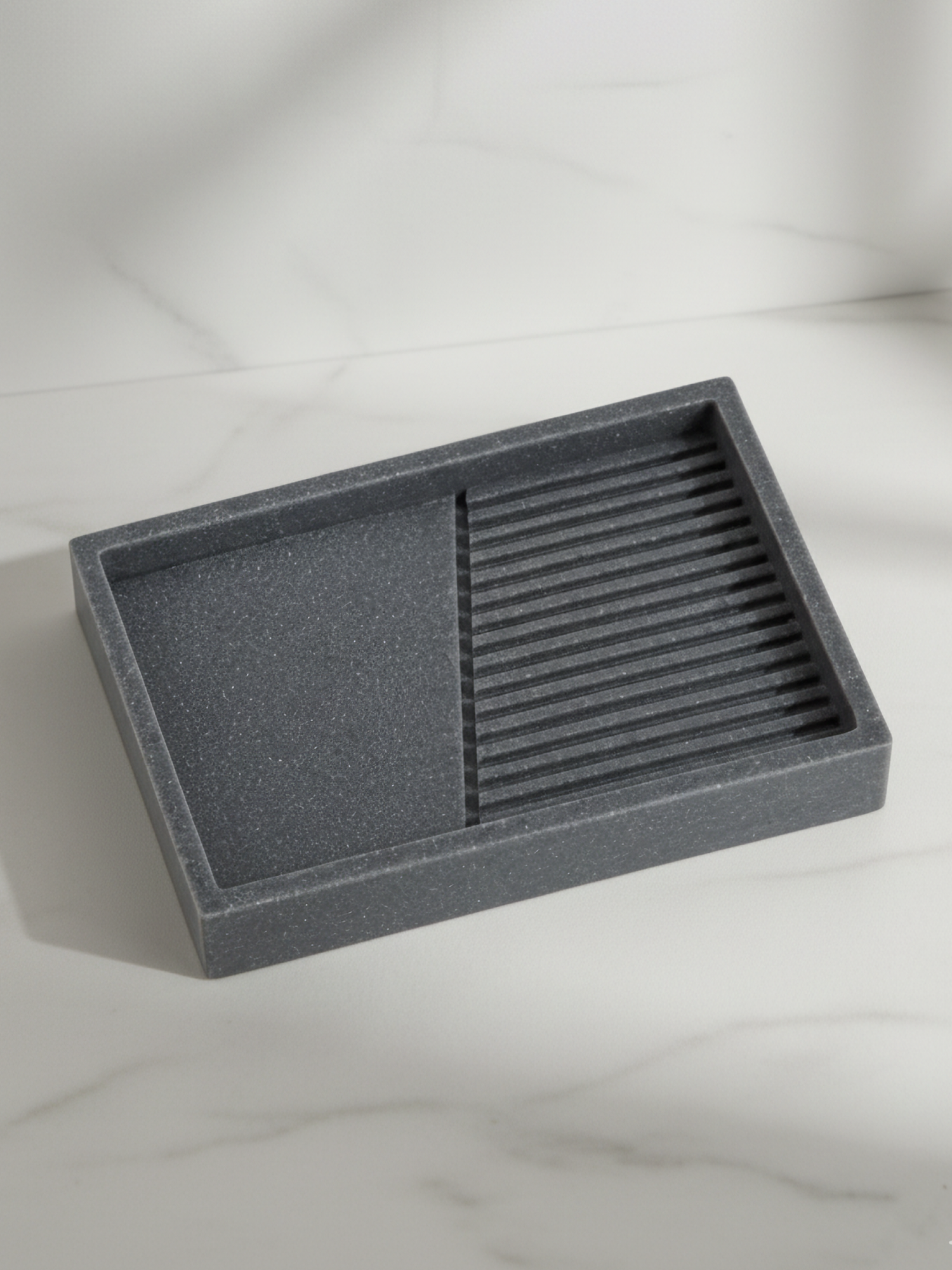 Мыльница для ванной PERFECTO LINEA Element серая (35-618400) — фото 1