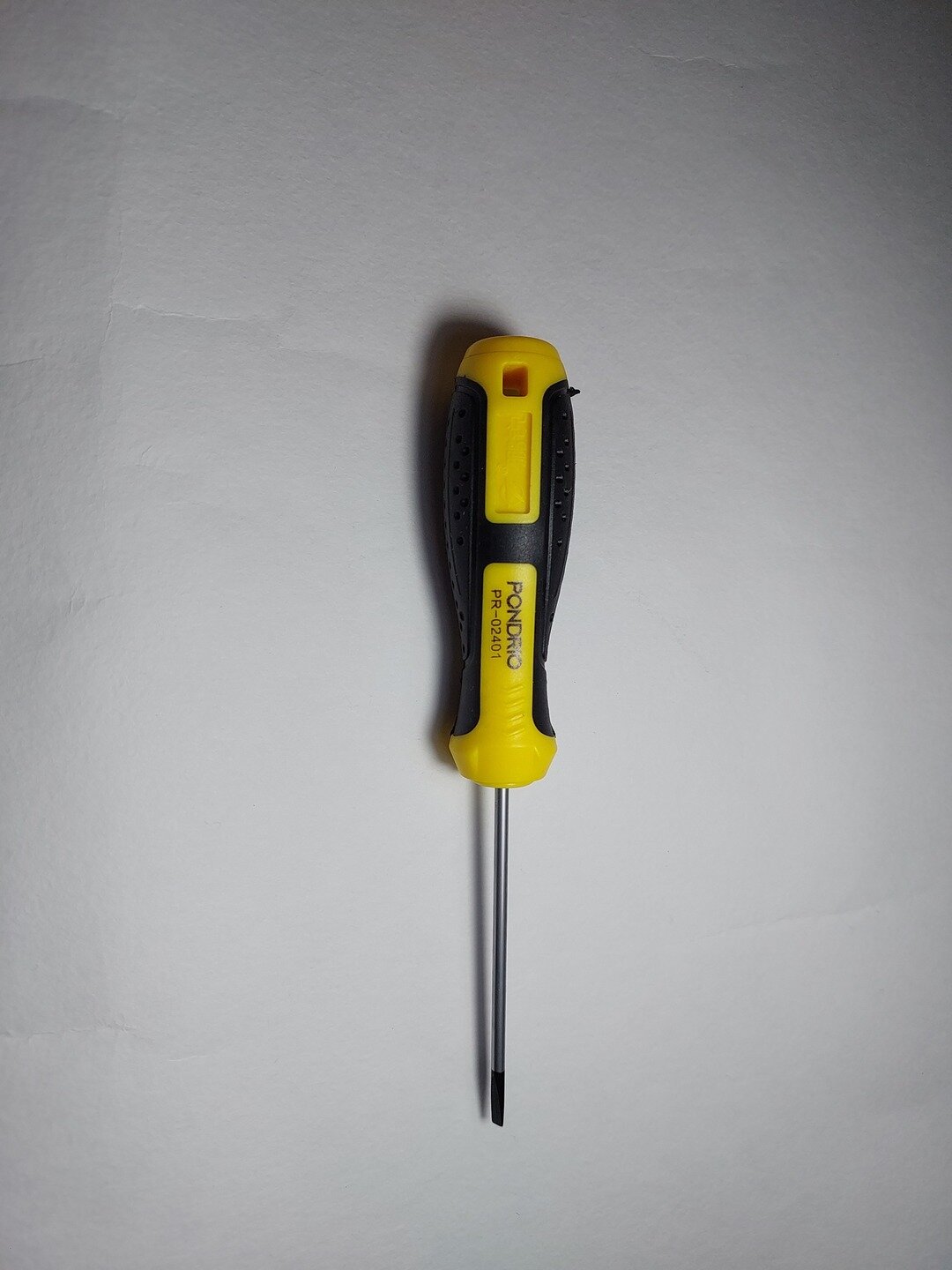 Отвертка минусовая. Размер 3*75 мм (-). Строительно-ремонтная.