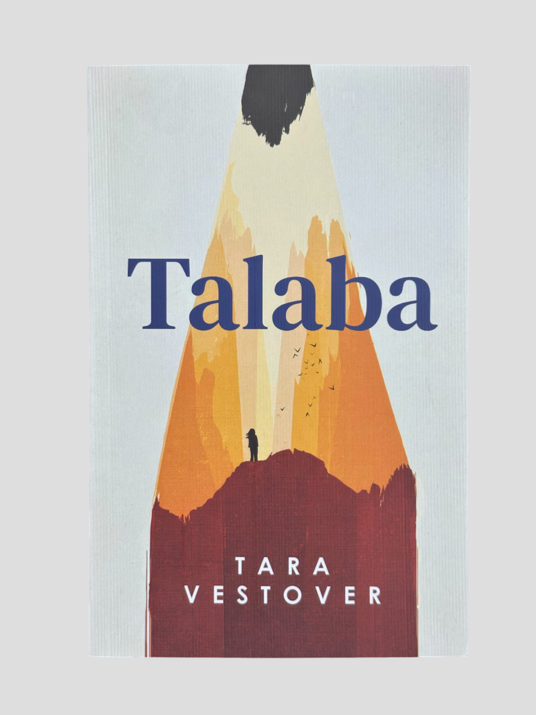 Талаба, Тара Вестовер, Асахий Боокс нашриёти томонидан чиарилган китоб