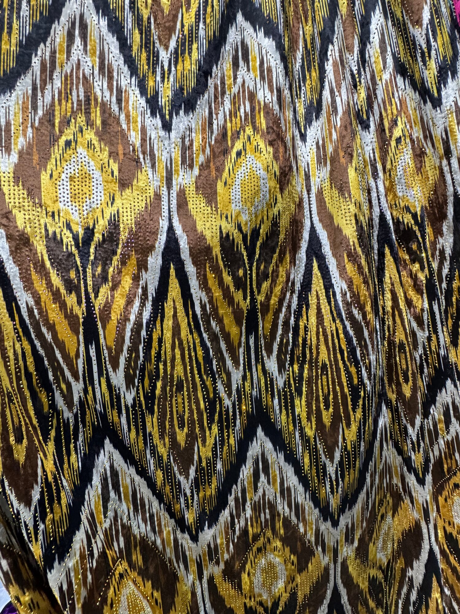 Ткань аристократка-болгарка, для женской одежды, мягкая текстура