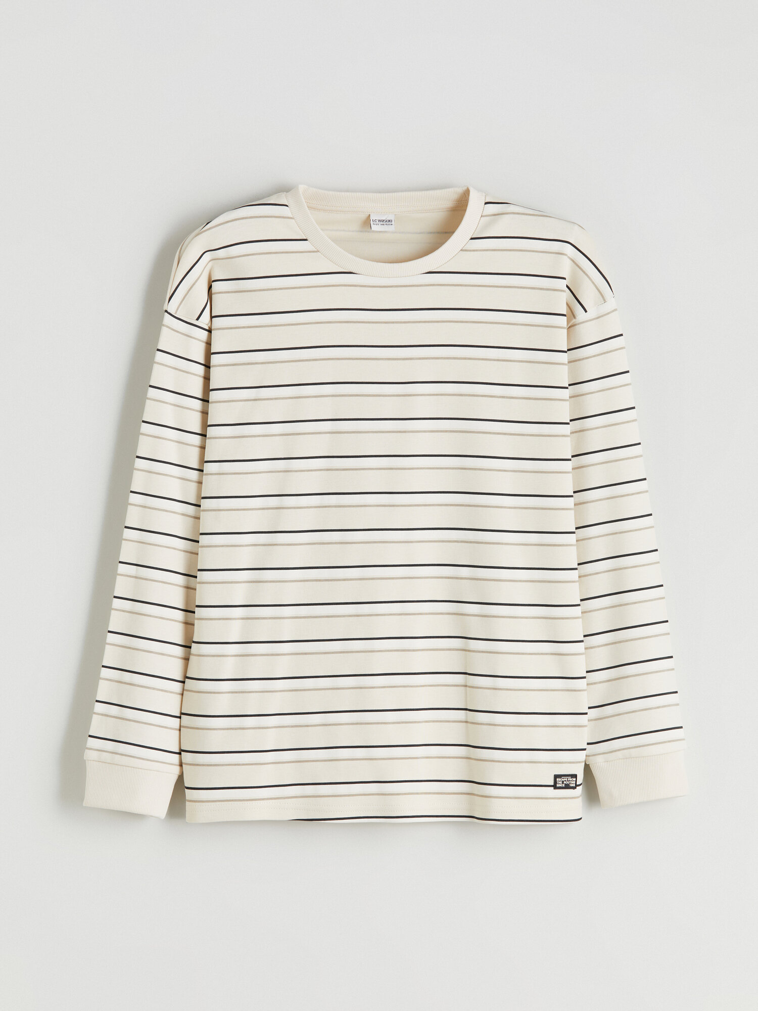 Футболка LC Waikiki размер 9-10 лет бежевый