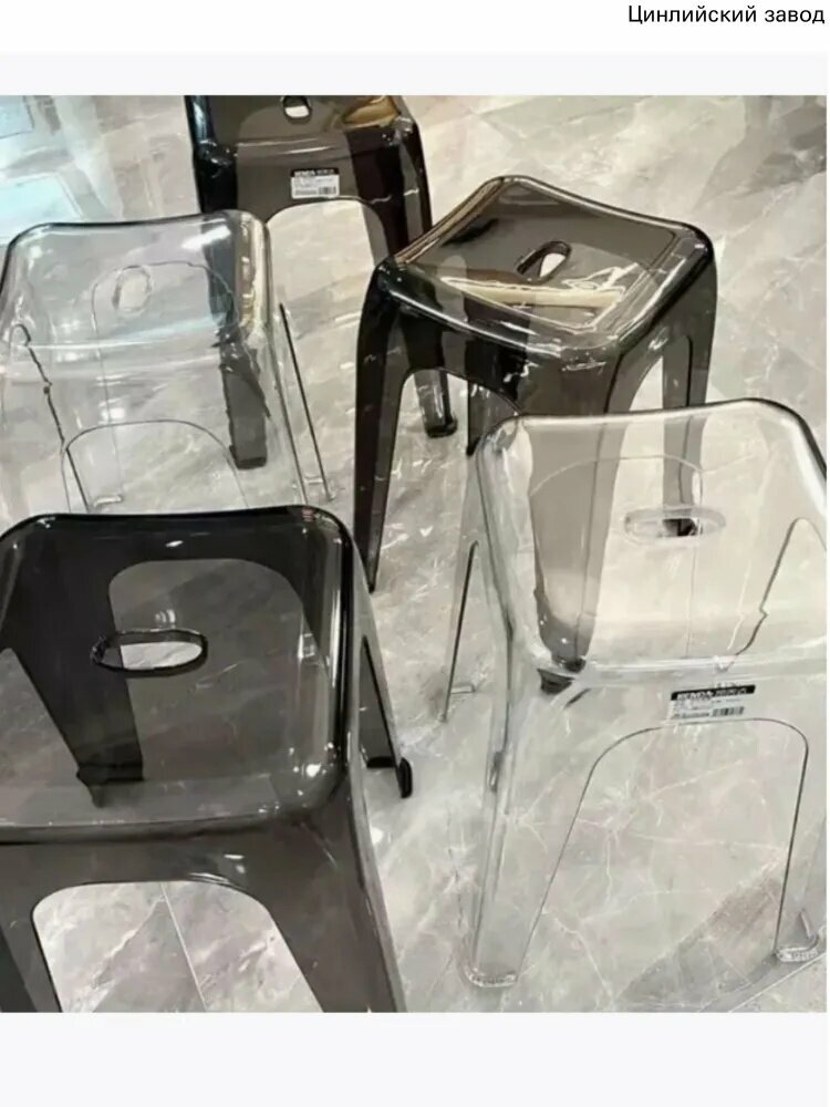 Табурет пластиковый черный, 1 шт. нагрузка до 150 кг, вес 1400 — фото 1