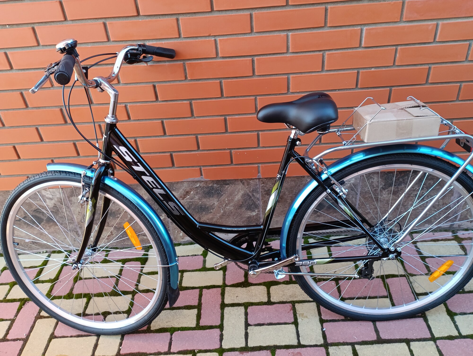 Велосипед для города и туризма STELS Legenda 390 28V Z010 (м) 20" черный