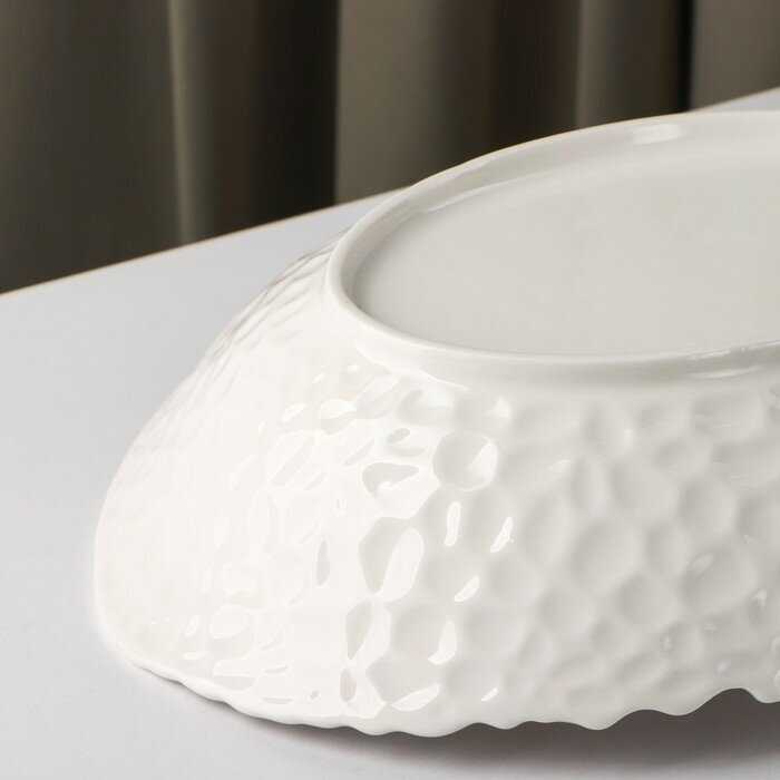 Блюдо керамическое овальное «Воздушность», 1 л, цвет белый