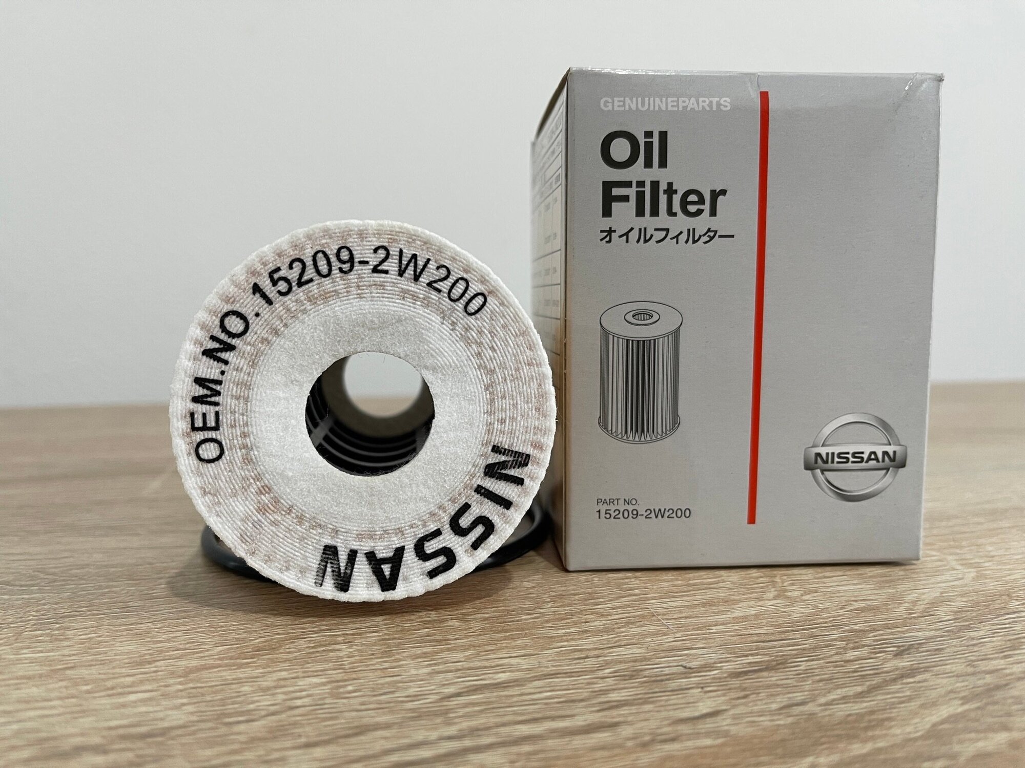 Фильтр масляный Nissan 15209-2W200