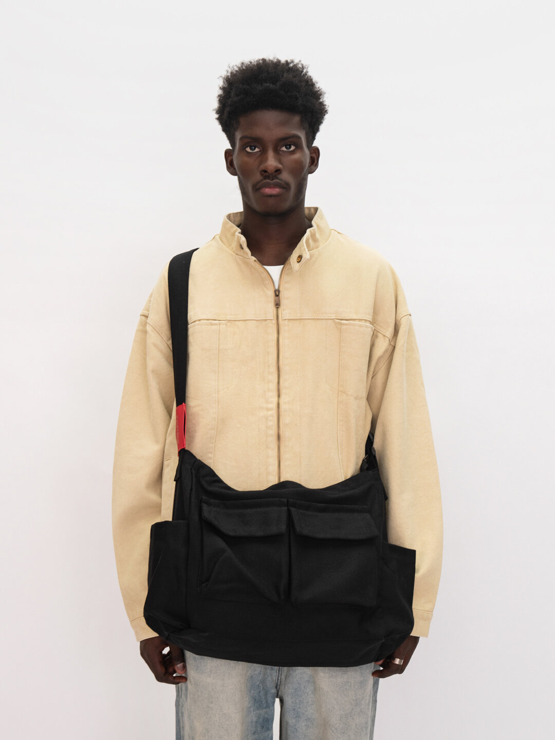 Сумка кросс-боди OVUM, фактура гладкая, черный