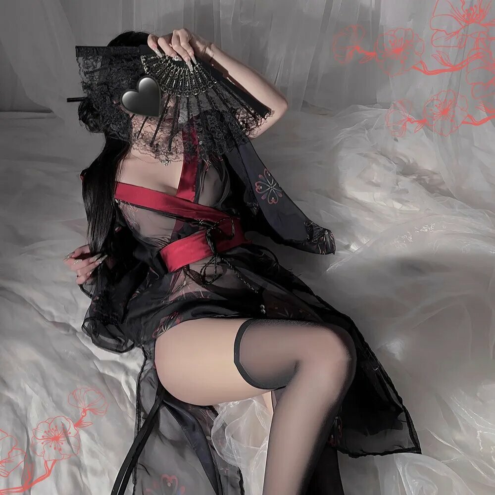 Моншадағы пәк қызбен сексуалды бейнелейтін орыс порносын көріңіз