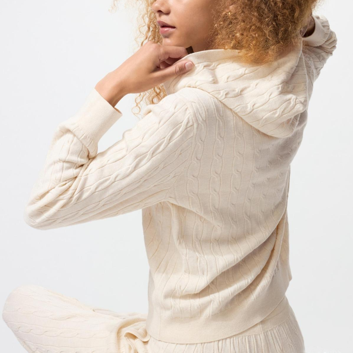 Свитшот Uniqlo