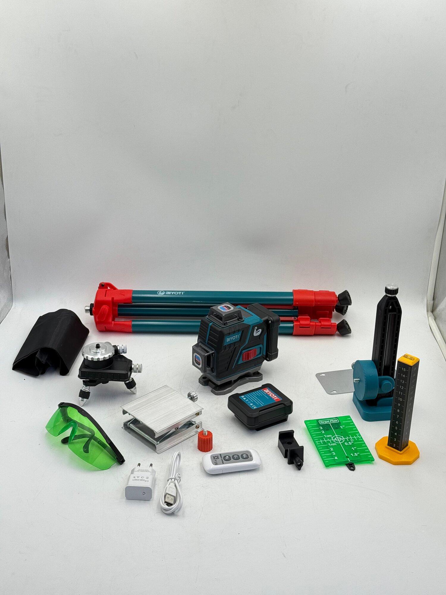 Лазерный уровень BIYOTI "BYT-4H", 4D, 16 линий, дальность до 100м, питание от аккумулятора