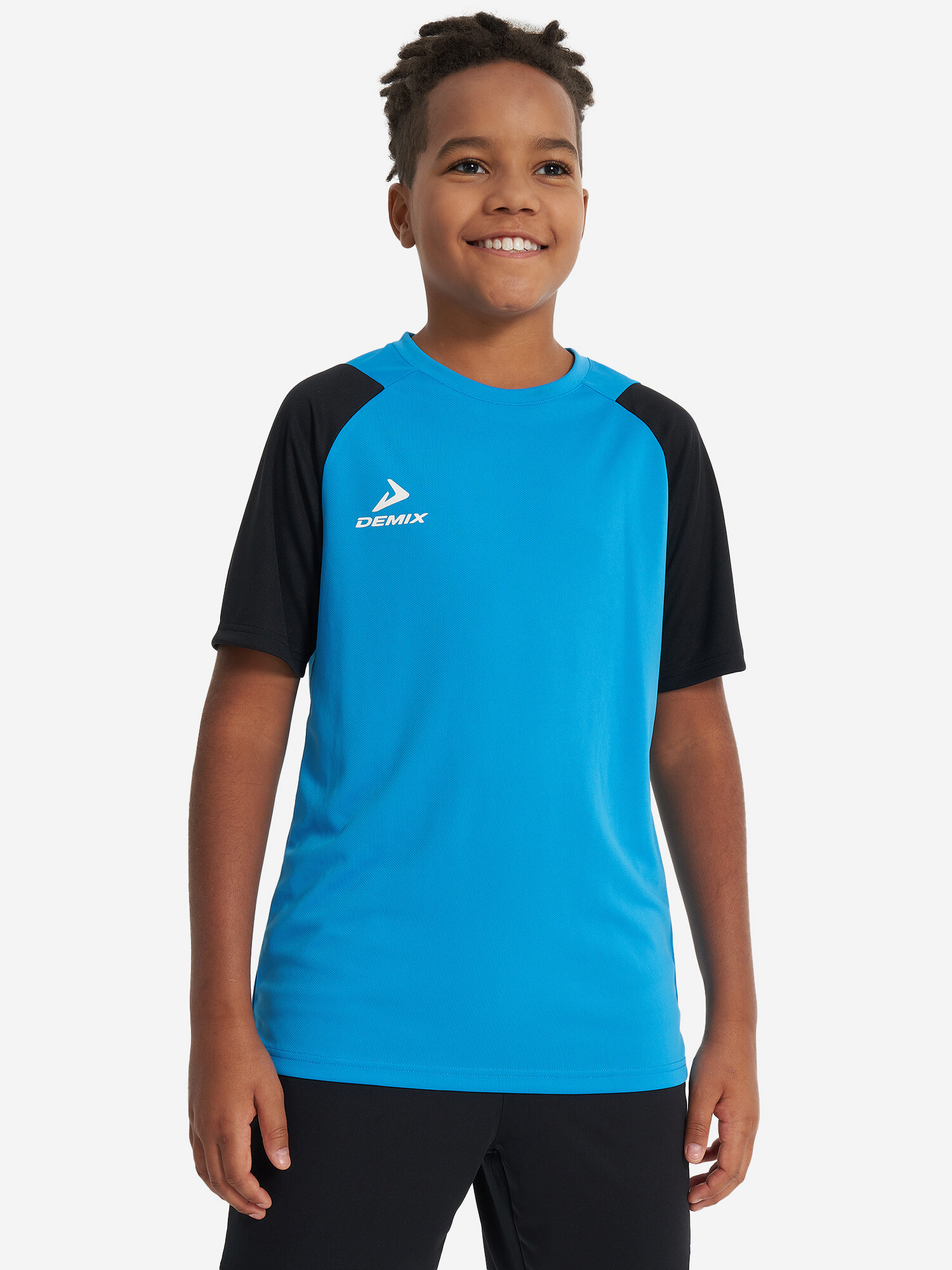 Футболка Demix, размер 122-128, голубой/черный — фото 1
