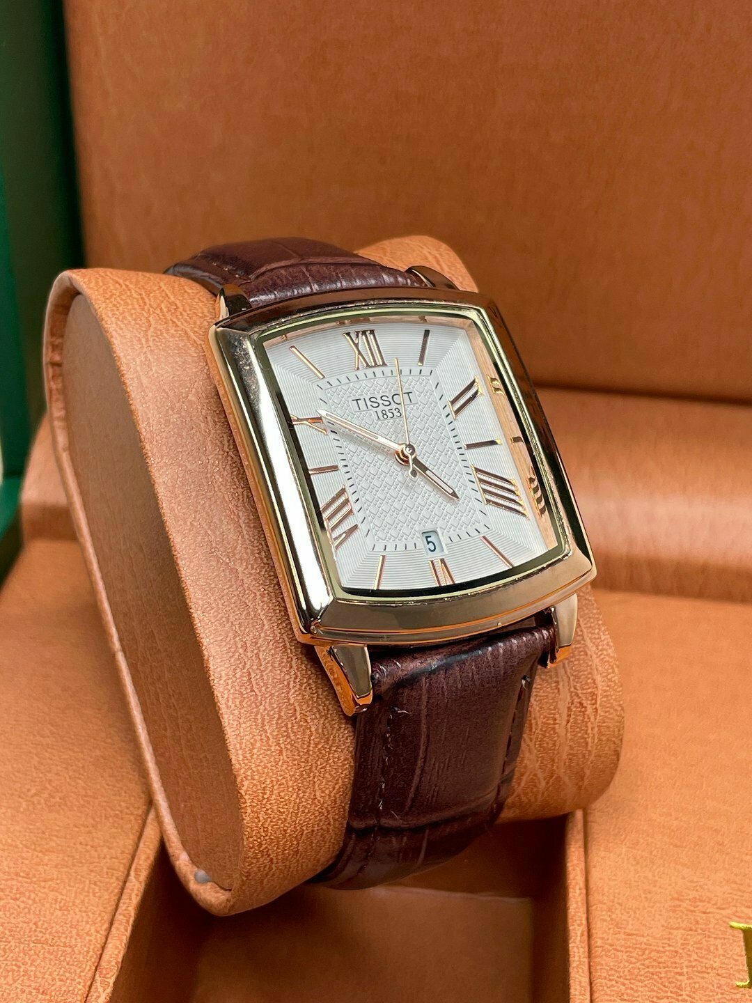 Наручные часы 120