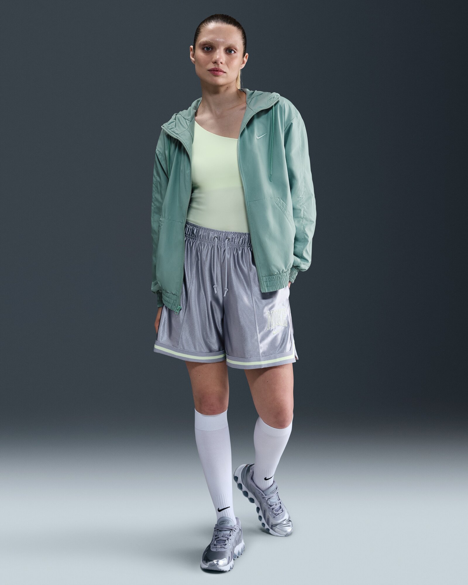 Куртка спортивная NIKE Classic, размер M, бирюзовый — фото 1