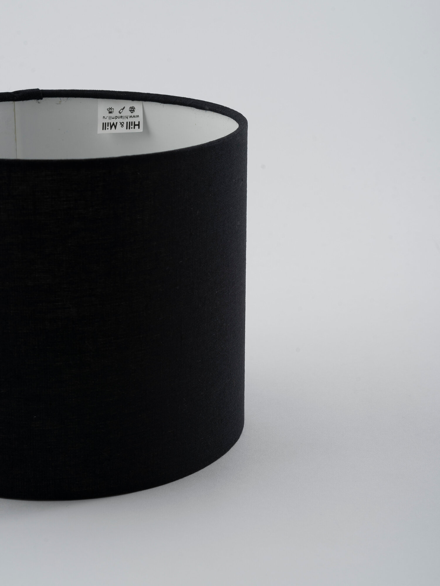Абажур HIll & Mill, черный, ручной работы, для настольных ламп — фото 1